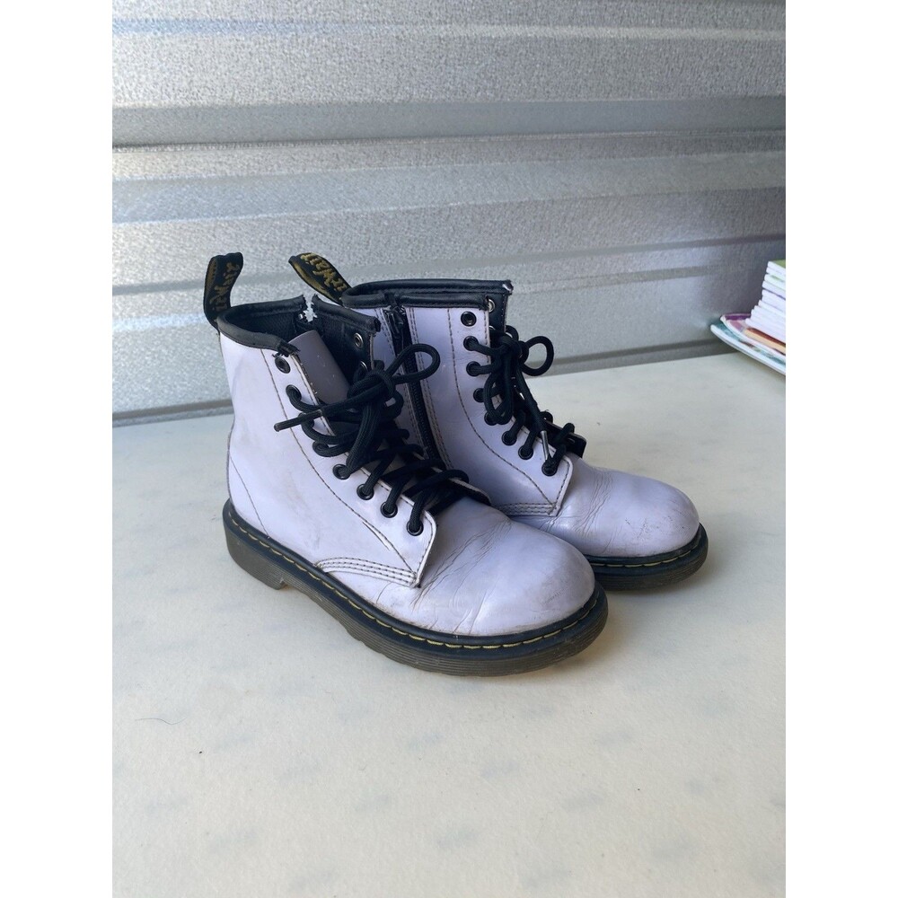 Dr Martens Delaney Kids Boot Size US 1 Purple Patent Leather Size Zip 1460